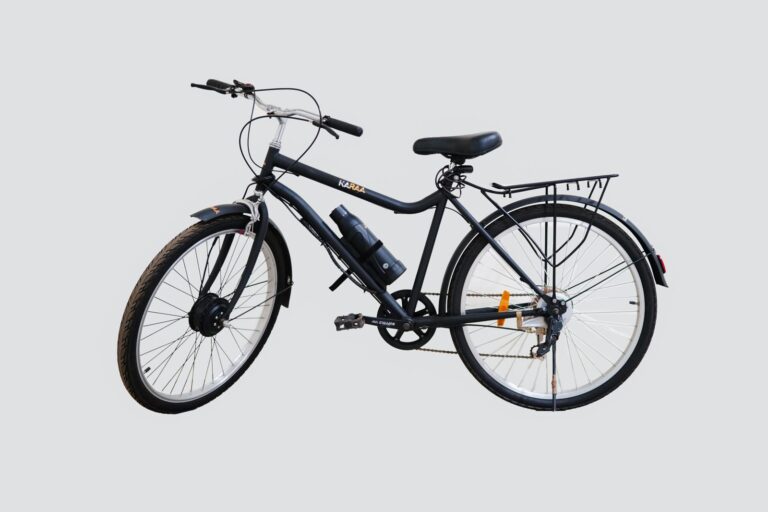 A Karaa e-bike, studio side view